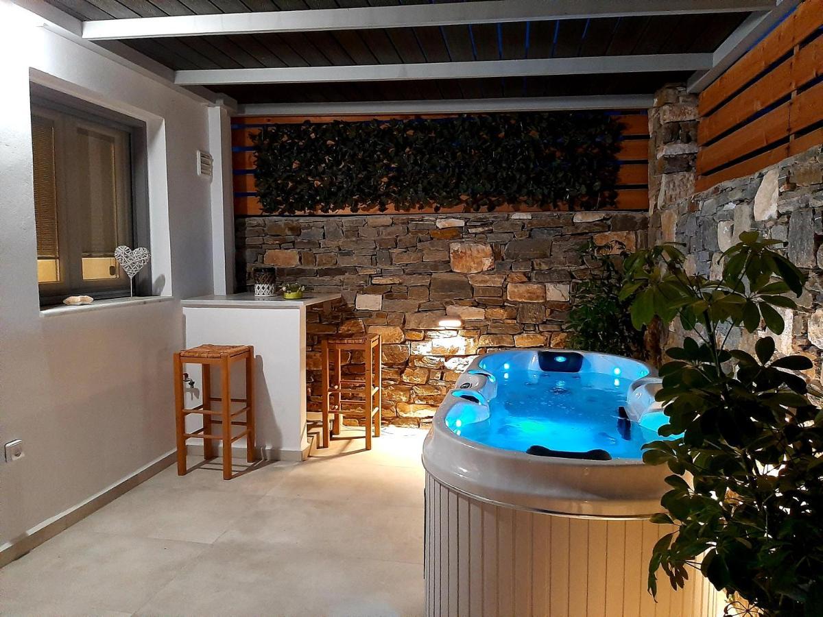 Blue View Villa Apartment #3 With Jacuzzi Parasporos Luaran gambar